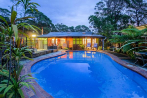 Beachside Family Home with Private Pool and BBQ, Huskisson